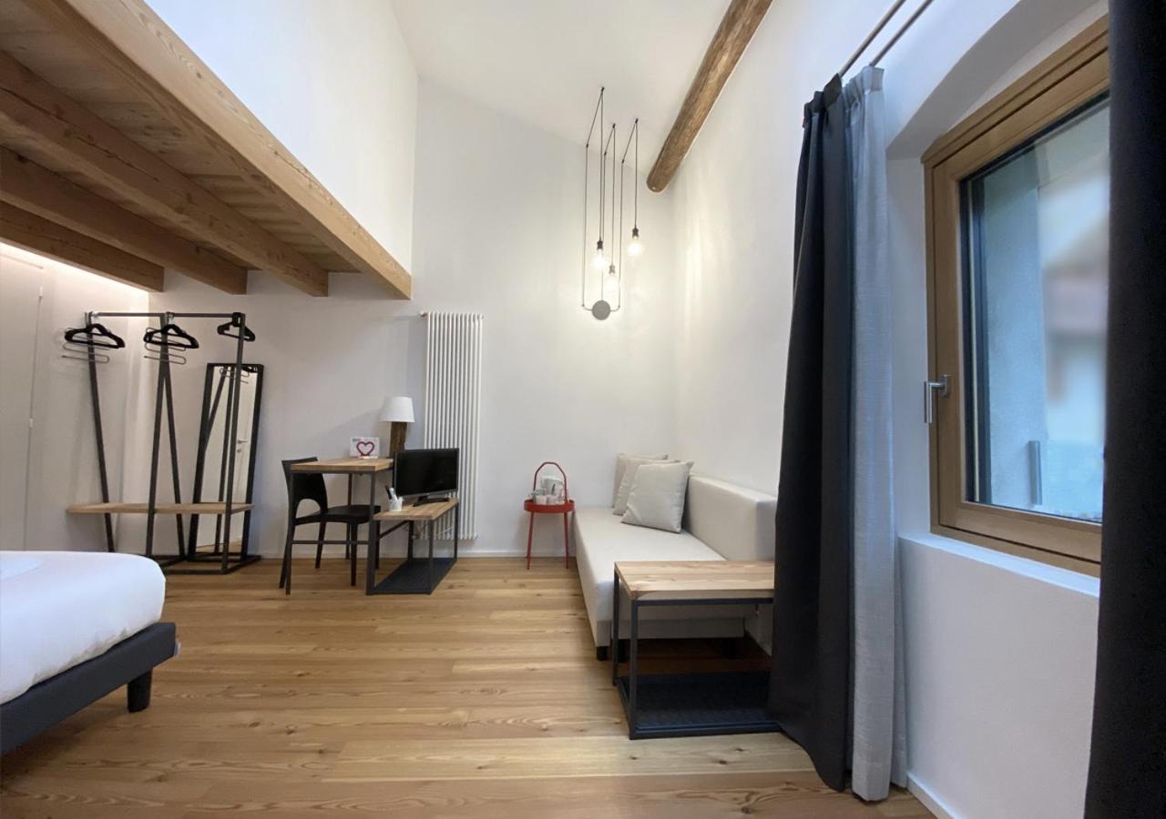 Agriturismo Farmhouse La Barberina กาลเชรานิกา อัล ลาโก ภายนอก รูปภาพ
