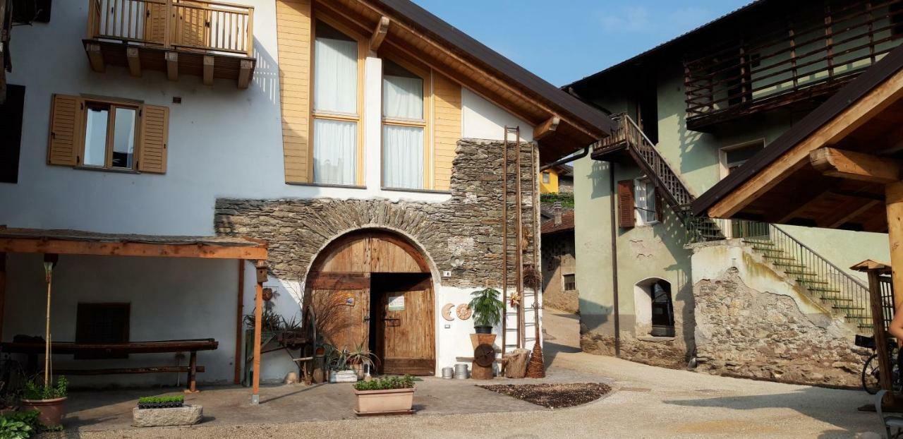 Agriturismo Farmhouse La Barberina กาลเชรานิกา อัล ลาโก ภายนอก รูปภาพ